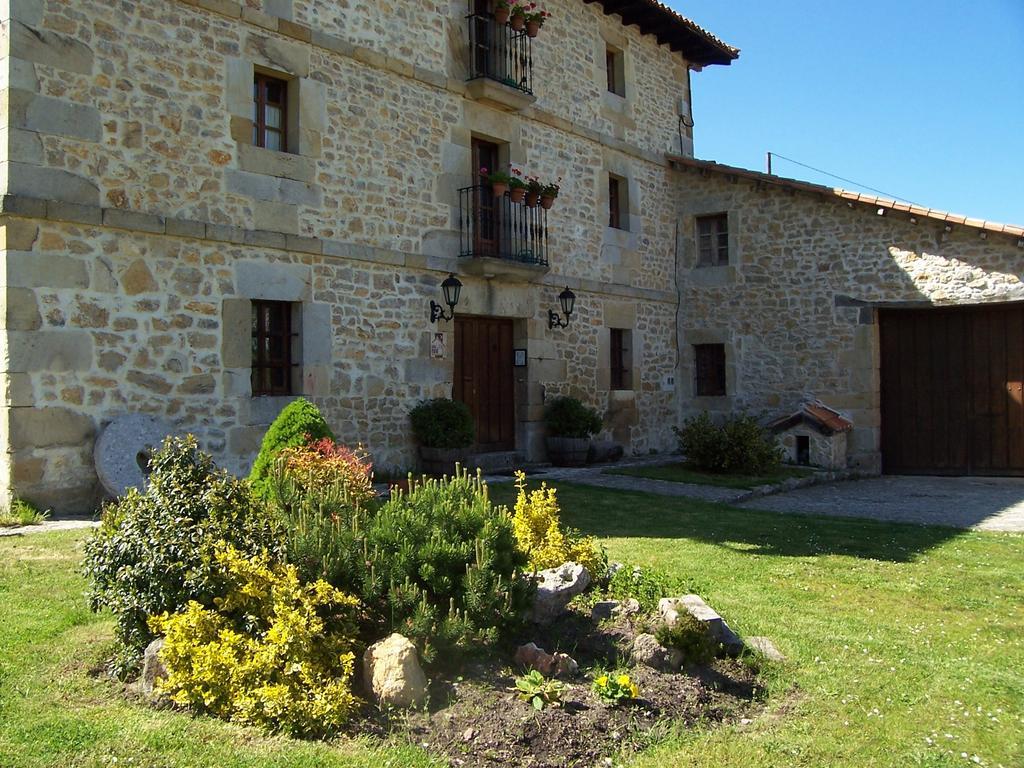 Bezana Casa Rural La Toba I Y II المظهر الخارجي الصورة