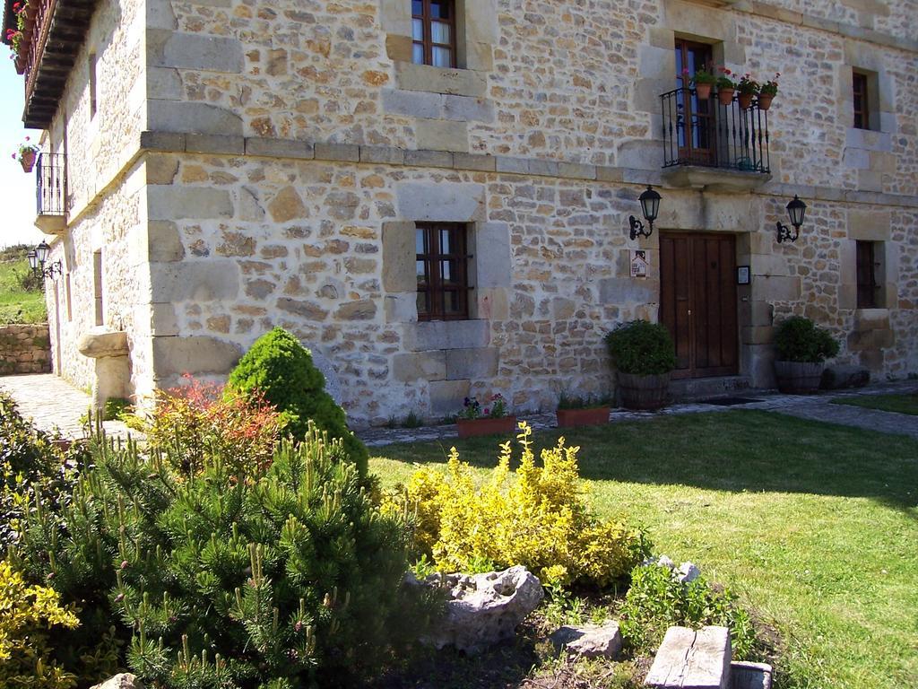 Bezana Casa Rural La Toba I Y II المظهر الخارجي الصورة