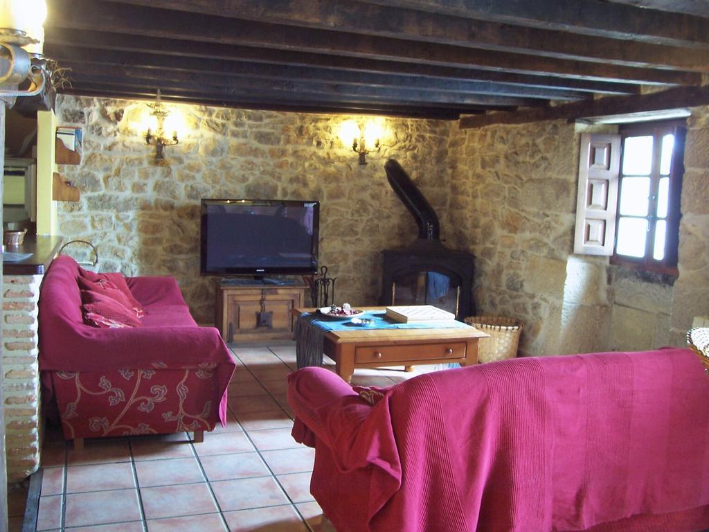 Bezana Casa Rural La Toba I Y II الغرفة الصورة